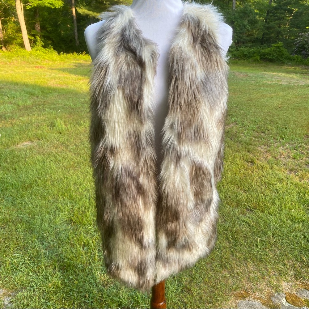 ALMOST FAMOUS JACKET COAT VEST FAUX FUR KNIT COMBO TAN CREAM GRAY SIZE S